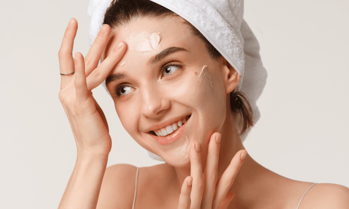 The Science of Skin Hydration: Achieving Moisturized Skin – Glowastica